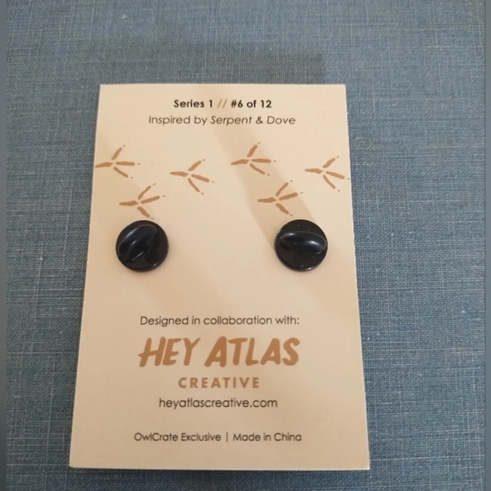 Owlcrate Literary Luggage Collection Serpent & Dove Enamel Pin Series 1 6‎ Of 12